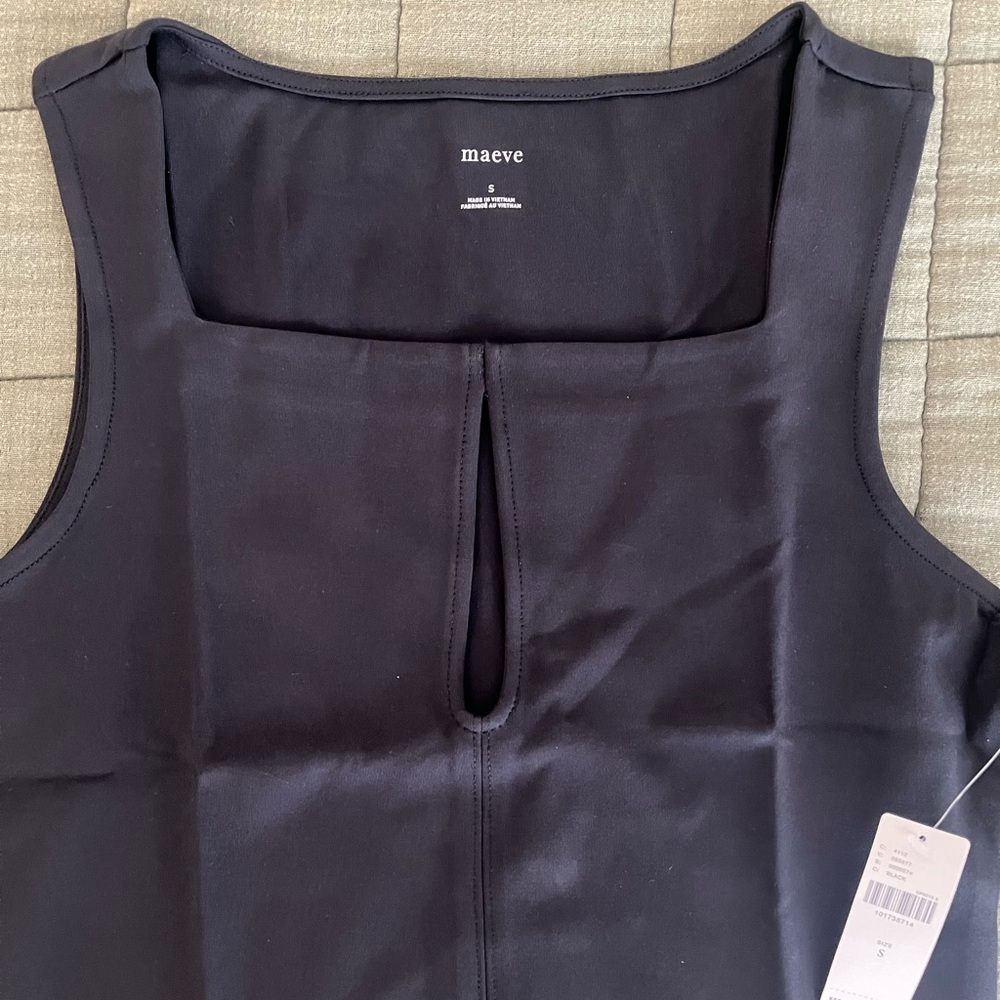 *NWT* Anthropologie Keyhole Top🖤 - Picture 5 of 5